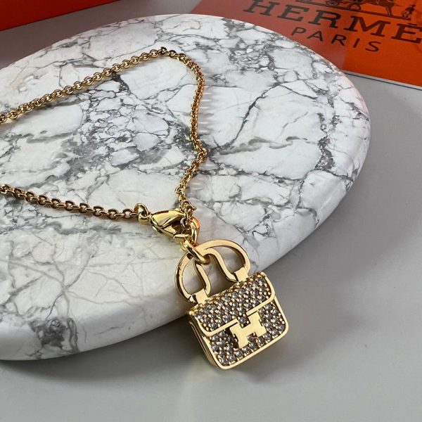 18K Amulettes Constance Diamond H Bracelet - Image 8