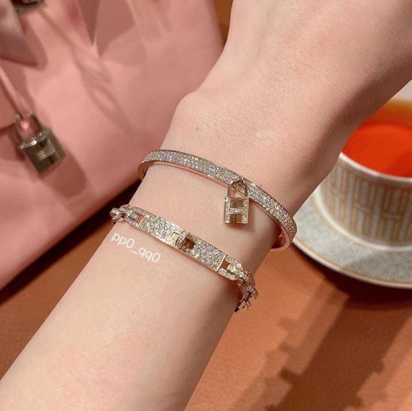 18K Kelly Clochette Diamond H Bracelet - 图片 2