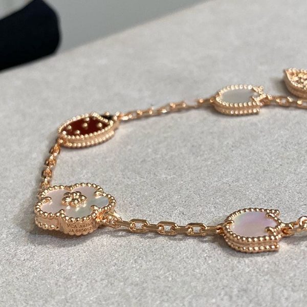 18K Lucky Spring Five Motifs Clover Bracelet - 图片 4