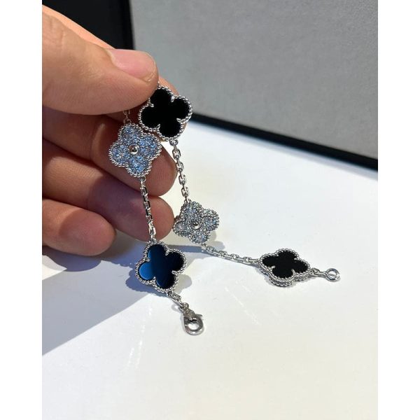 18K Vintage Alhambra Five Motifs Black Diamonds Clover Bracelet - Image 4