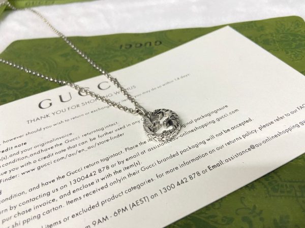 Double G Interlocking G Pendant Necklace - Image 7