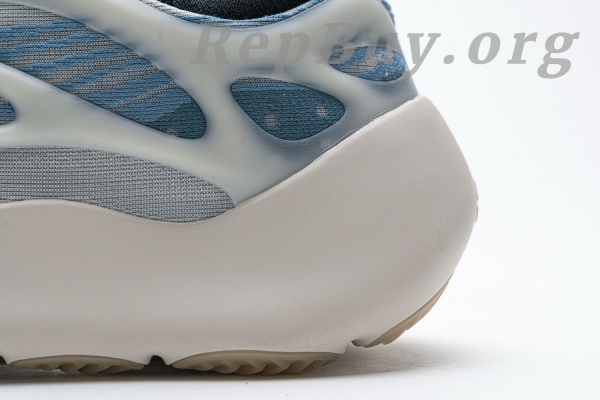 Top Version adidas Yeezy 700 V3 Kyanite GY0260 - 图片 18