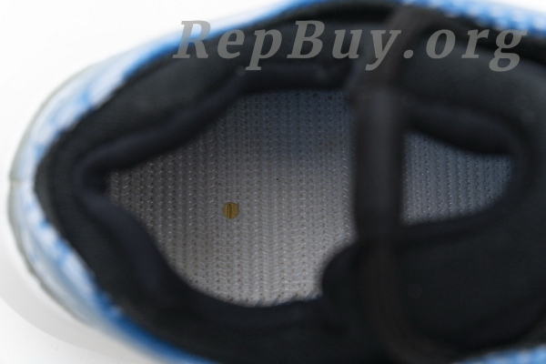 Top Version adidas Yeezy Boost 700 V3 Azareth G54850 - 图片 9