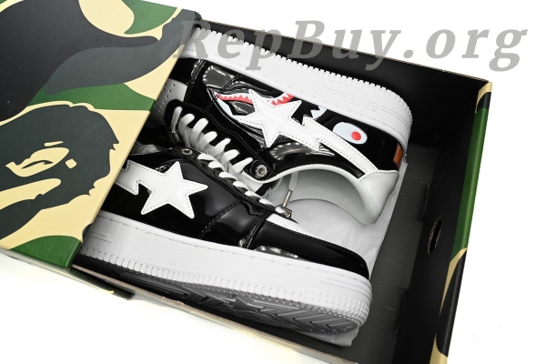 Bape Sta Low Black and White Shark, high quality replica Bape shoes, best Bape Sta Low copy, 1:1 Bape sneakers, A Bathing Ape replica, premium Bape Sta Low knockoff, exact copy Bape shoes, flawless Bape Shark design, top tier replica sneakers, Bape 1H30-191-009 dupe