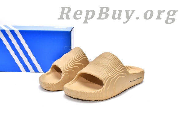 adidas originals Adilette 22 Slides Desert Sand GX6945 - 图片 13