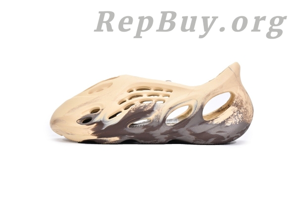 Top Version adidas Yeezy Foam RNNR MX Cream Clay GX8774 - 图片 3