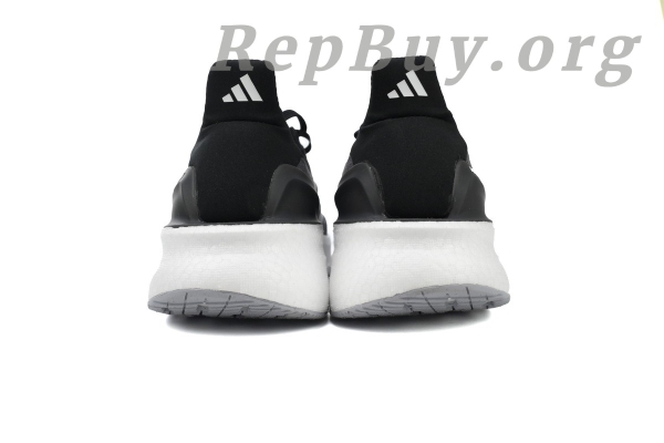 Adidas Ultra Boost 5X replica, high quality replica Ultra Boost, best copy Adidas shoes, 1:1 Ultra Boost 5X, Core Black Cloud White Carbon IH3110 rep sneakers, premium replica running shoes, top tier Adidas replicas, flawless Ultra Boost copy