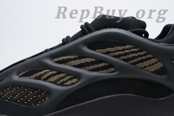 Top Version adidas Yeezy 700 V3 Clay Brown GY0189 - 图片 13