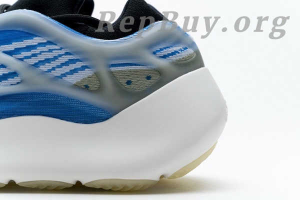 Top Version adidas Yeezy 700 V3 Arzareth G54850 - 图片 7