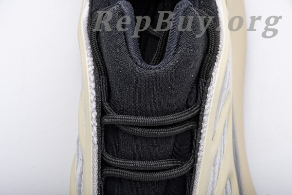 Top Version adidas Yeezy 700 V3 Azael FW4980 - 图片 16