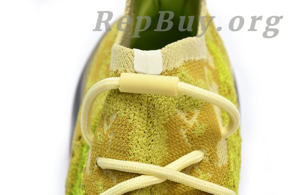 Top Version adidas Yeezy Boost 380 Hylte Glow FZ4991 - 图片 10