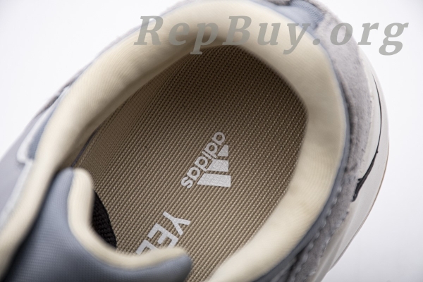 Top Version adidas Yeezy Boost 700 Magnet FV9922 - Image 9