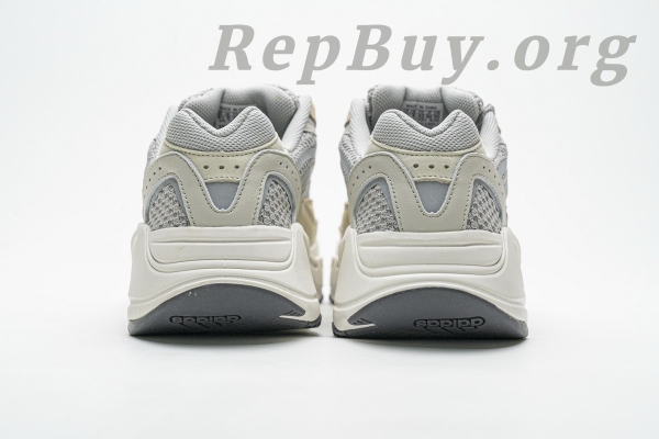 Top Version adidas Yeezy Boost 700 V2 Cream GY7924 - 图片 23