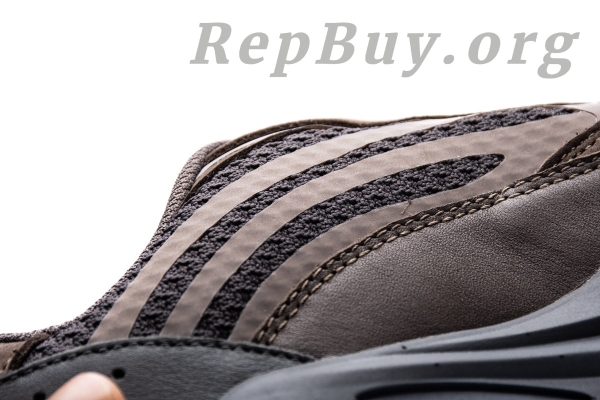 Top Version adidas Yeezy Boost 700 V2 Geode EG6860 - 图片 14