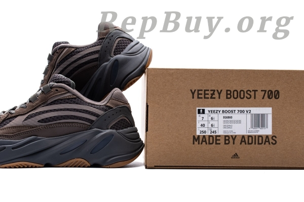 Top Version adidas Yeezy Boost 700 V2 Geode EG6860 - 图片 27