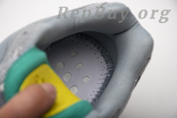 Top Version adidas Yeezy Boost 700 V2 Hospital Blue FV8424 - 图片 8