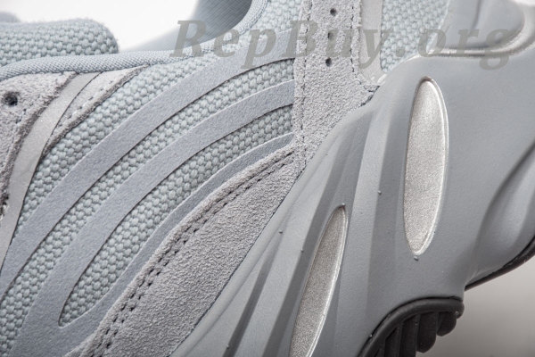 Top Version adidas Yeezy Boost 700 V2 Hospital Blue FV8424 - 图片 15