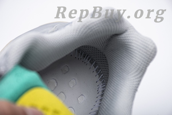 Top Version adidas Yeezy Boost 700 V2 Inertia FW2549 - 图片 8