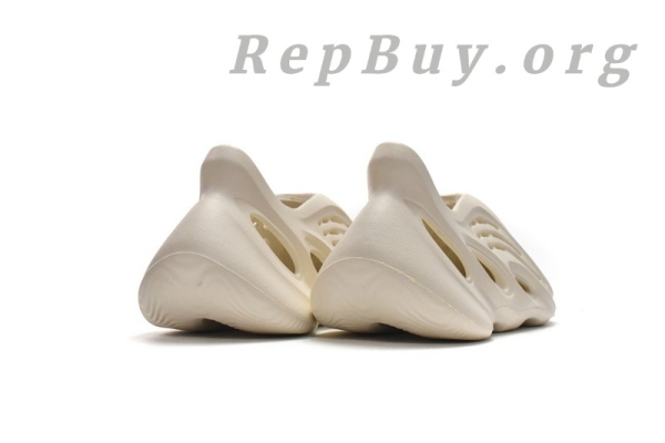 Top Version adidas Yeezy Foam Runner Sand FY4567 - 图片 4