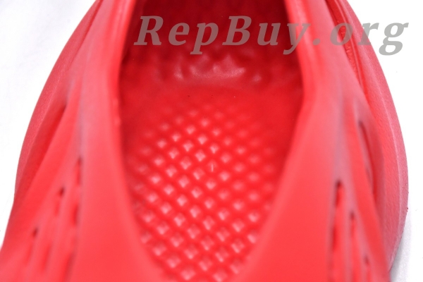Top Version adidas Yeezy Foam Runner Vermillion GW3355 - 图片 4