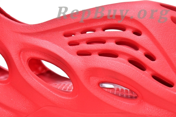 Top Version adidas Yeezy Foam Runner Vermillion GW3355 - 图片 7