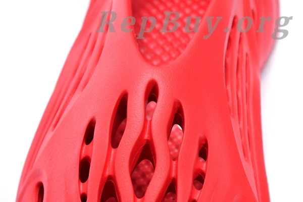 Top Version adidas Yeezy Foam Runner Vermillion GW3355 - 图片 11