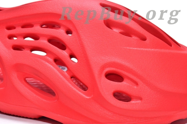 Top Version adidas Yeezy Foam Runner Vermillion GW3355 - 图片 10
