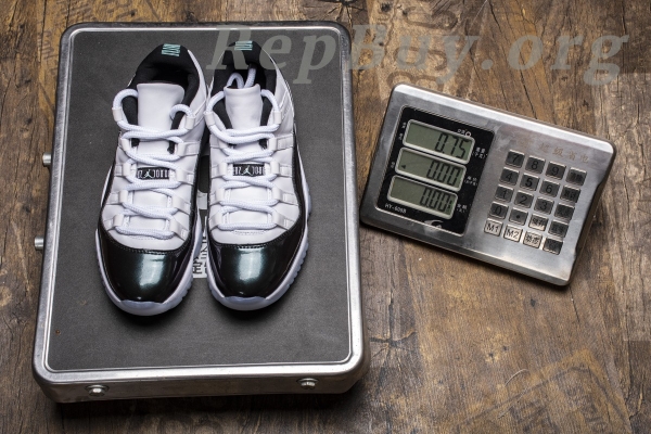 Top Version Air Jordan 11 Retro Low Iridescent 528895-145 - 图片 23