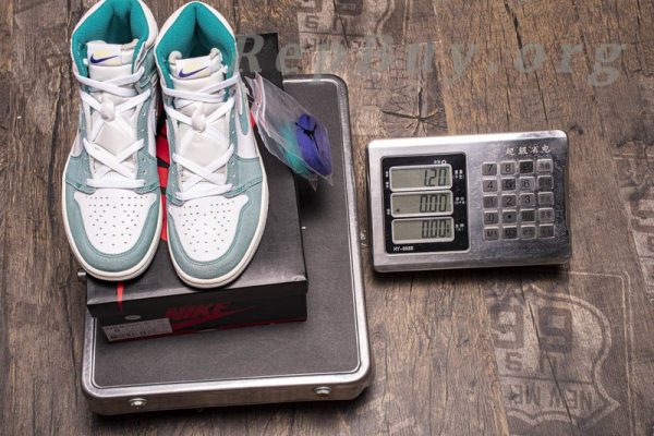 Top Version Air Jordan 1 Retro High Turbo Green 555088-311 - 图片 22