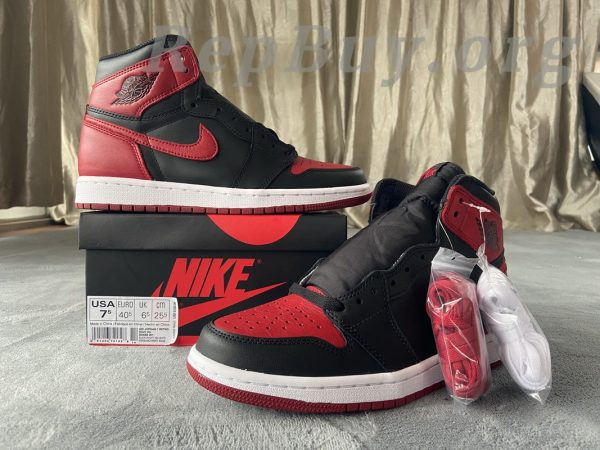 Top Version Air Jordan 1 Retro High Bred Banned (2016) 555088-001 - 图片 12
