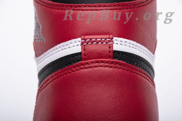 Top Version Air Jordan 1 Retro Chicago (2015) 555088-101 - 图片 11