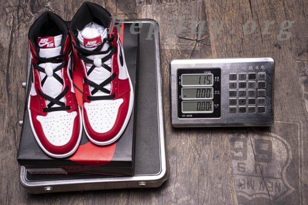 Top Version Air Jordan 1 Retro Chicago (2015) 555088-101 - 图片 19