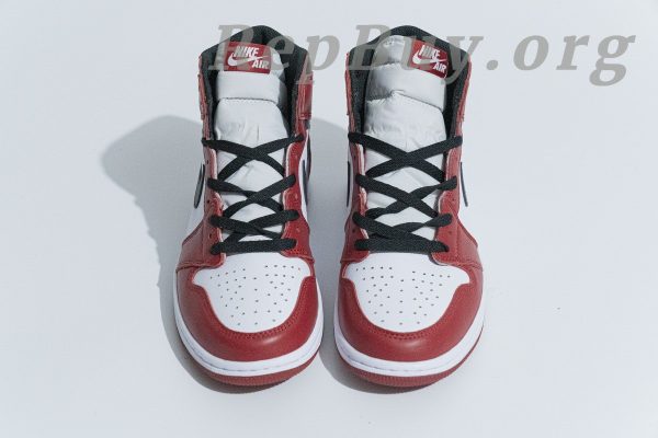 Top Version Air Jordan 1 Retro Chicago (2015) 555088-101 - 图片 4
