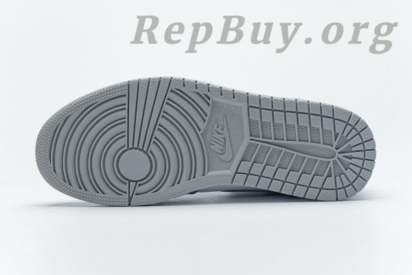 Top Version Air Jordan 1 Retro High Hyper Royal Smoke Grey 555088-402 - Image 5