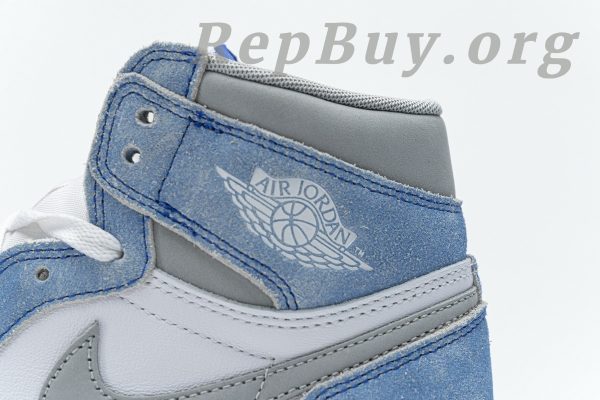 Top Version Air Jordan 1 Retro High Hyper Royal Smoke Grey 555088-402 - Image 13