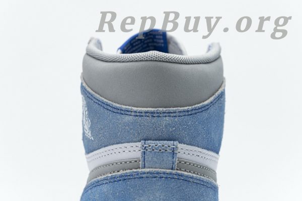 Top Version Air Jordan 1 Retro High Hyper Royal Smoke Grey 555088-402 - Image 15