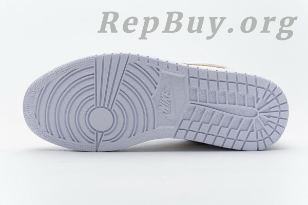Top Version Air Jordan 1 Low White Metallic Gold (W) CZ4776-100 - 图片 4