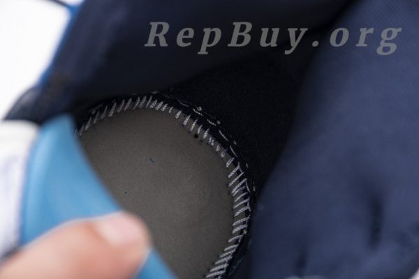 Top Version Air Jordan 1 Retro High Obsidian UNC 555088-140 - 图片 13