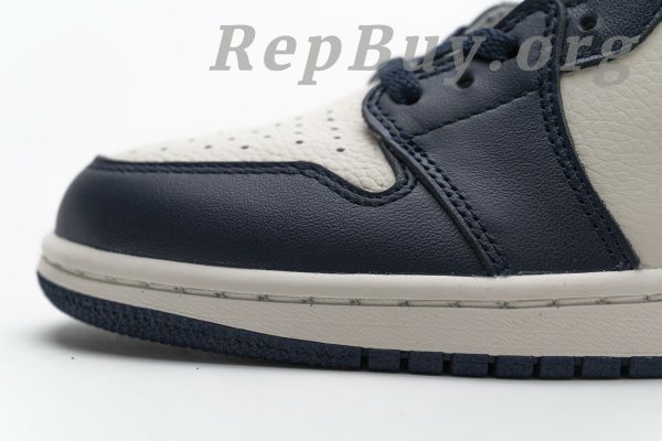 Top Version Air Jordan 1 Retro High Obsidian UNC 555088-140 - Image 8