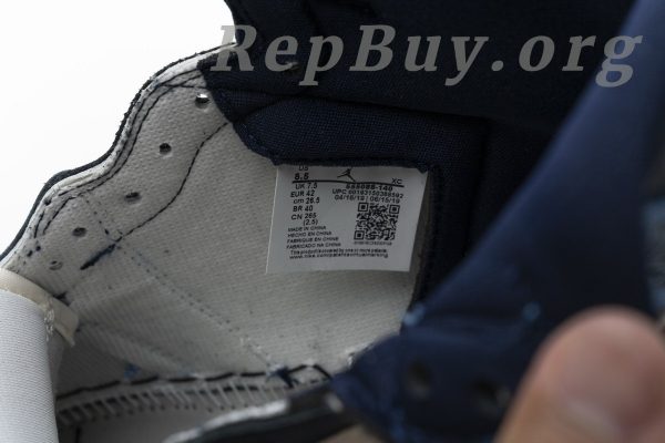 Top Version Air Jordan 1 Retro High Obsidian UNC 555088-140 - Image 15