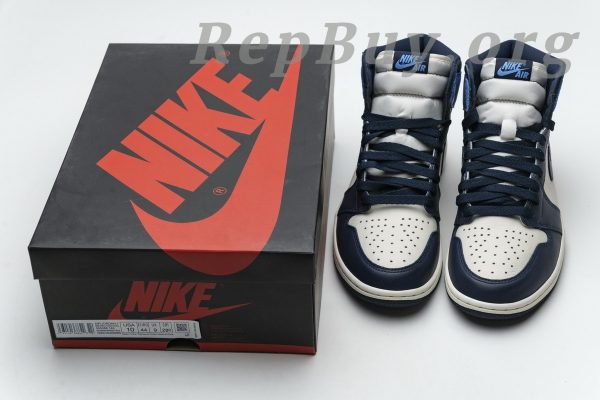 Top Version Air Jordan 1 Retro High Obsidian UNC 555088-140 - Image 25