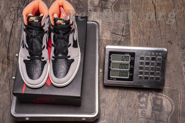 Top Version Air Jordan 1 Retro High Neutral Grey Hyper Crimson 555088-018 - Image 22