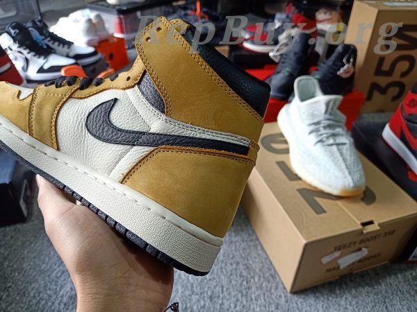 Top Version Air Jordan 1 Retro High Rookie of the Year 555088-700 - Image 2