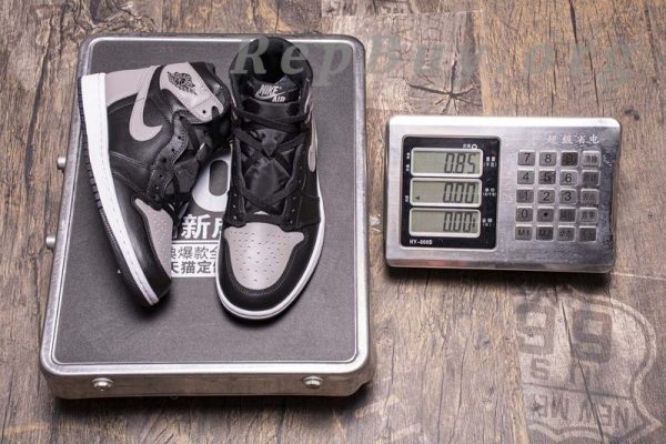 Top Version Air Jordan 1 Retro High Shadow (2018) 555088-013 - 图片 22