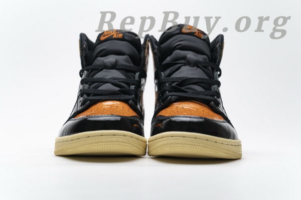 Top Version Air Jordan 1 Retro High Shattered Backboard 3.0 555088-028 - Image 3