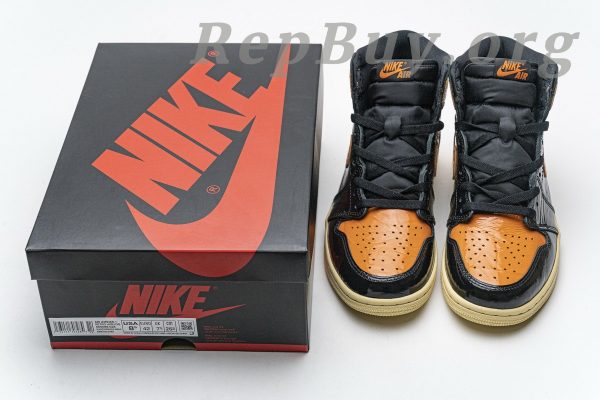 Top Version Air Jordan 1 Retro High Shattered Backboard 3.0 555088-028 - Image 24