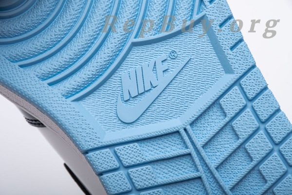 Top Version Air Jordan 1 Retro High UNC Patent (W) CD0461-401 - 图片 13