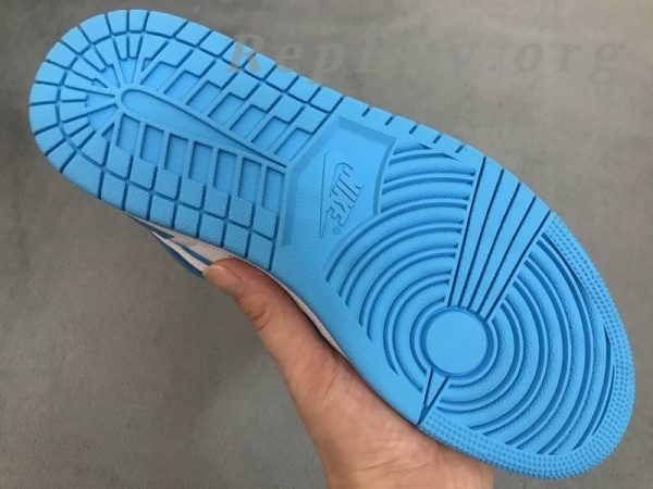 Top Version Air Jordan 1 Retro UNC 555088-117 - 图片 6