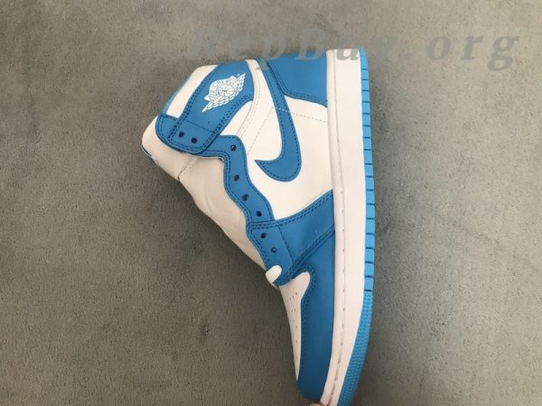 Top Version Air Jordan 1 Retro UNC 555088-117 - 图片 7