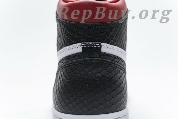 Top Version Air Jordan 1 Retro High Satin Snake Chicago (W) CD0461-601 - 图片 7
